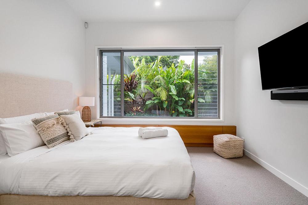 Kaylani Beach House 1 Byron Bay Exteriör bild